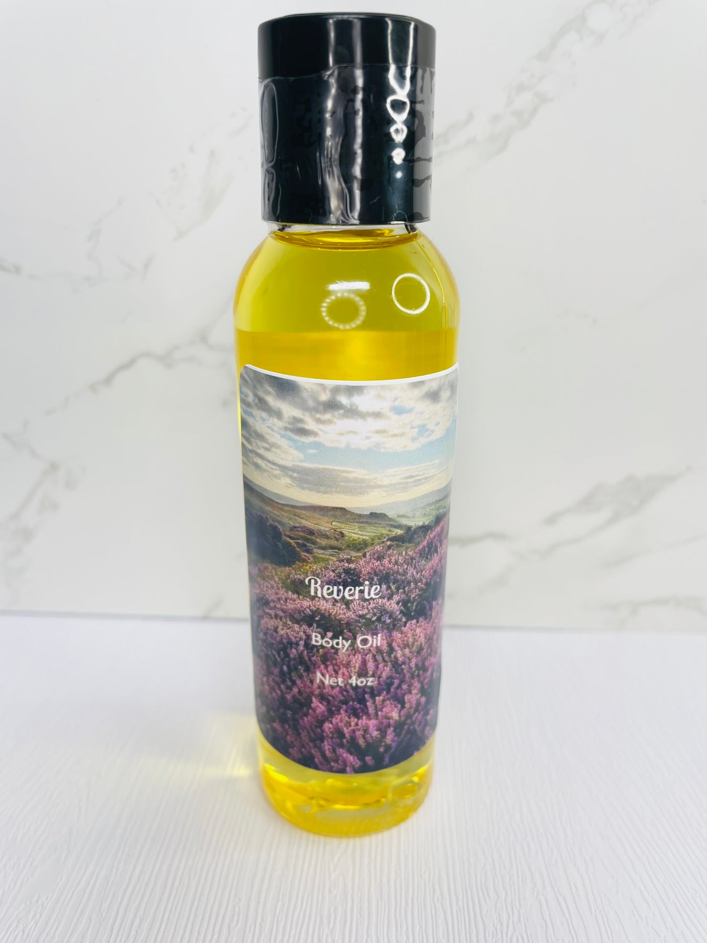 Reverie body oil